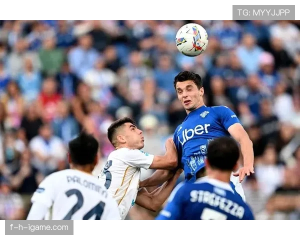 意甲新赛季格局初现：争冠混战与保级拉锯战引关注，多支球队表现稳健