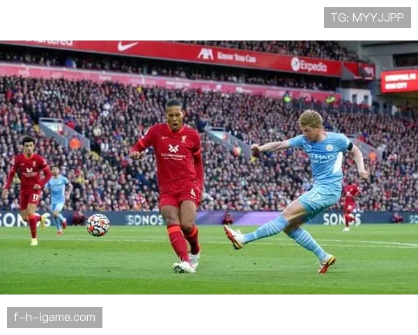 纽卡斯尔联逆转利物浦，韧性与团队精神闪耀赛场，状态回暖引关注