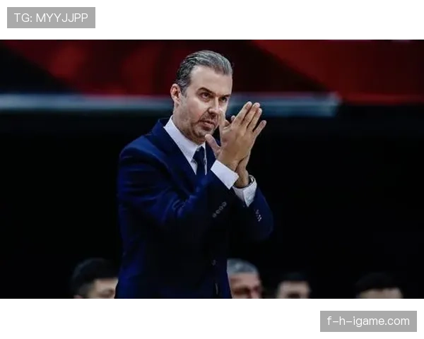 沙尔克防守体系近期表现稳健,结构清晰且竞争力增强 沙尔克防守体系近期表现稳健,结构清晰且竞争力增强