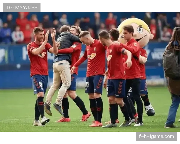 海伦芬反击效率持续提升,攻防转换表现稳健 海伦芬反击效率持续提升,攻防转换表现稳健