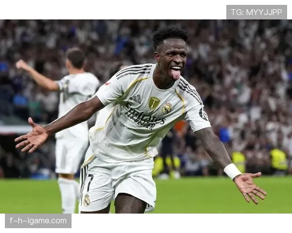 居莱尔与维尼修斯天赋差距解析:同代新星对比 居莱尔与维尼修斯天赋差距解析:同代新星对比